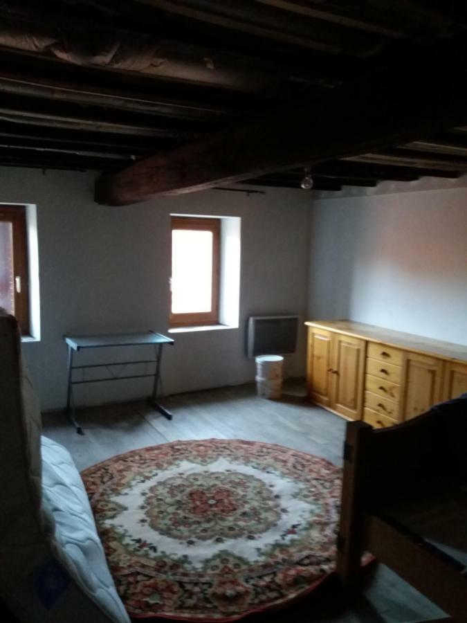 Martin Villa Saint-Gal-sur-Sioule Esterno foto