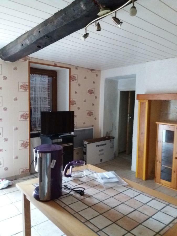 Martin Villa Saint-Gal-sur-Sioule Esterno foto